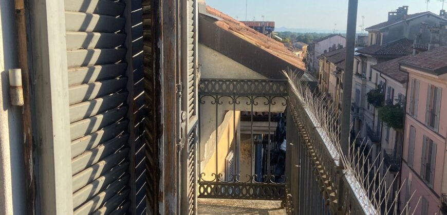 Bilocale corso Strada Nuova, Centro Storico